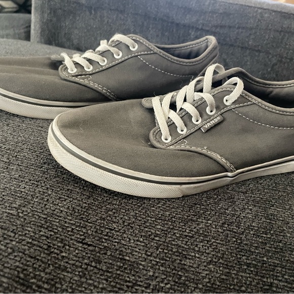 Vans women’s 7.5 shoe - Picture 4 of 5